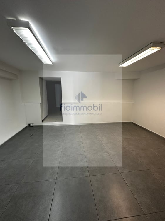 Local commercial en centre-ville 5
