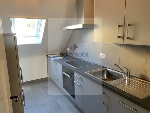 APPARTEMENT PROCHE DE TOUTES LES COMMODITES AVEC VUE SUR LE LAC 1