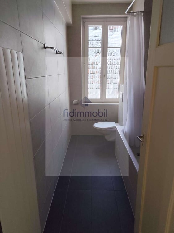 A louer, 1 pièces, Jardinière 111, La Chaux-de-Fonds 8