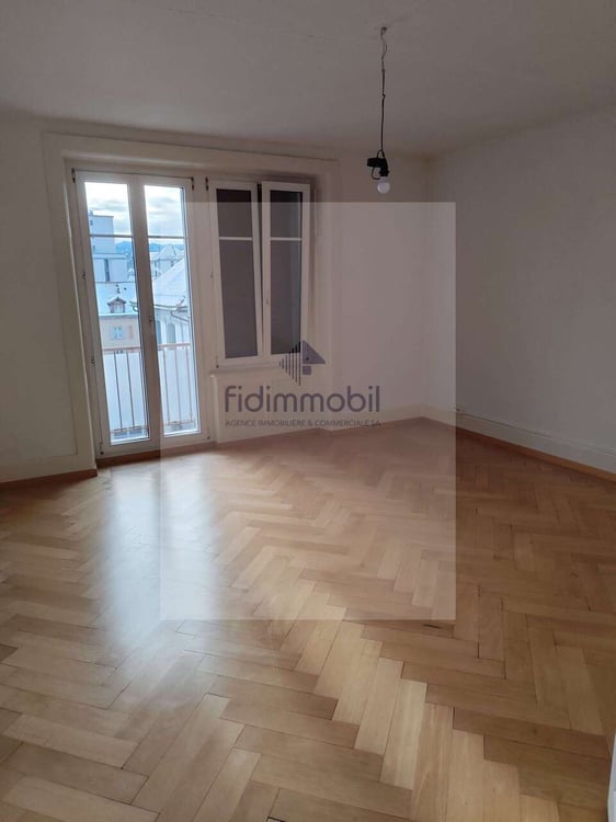 A louer, 1 pièces, Jardinière 111, La Chaux-de-Fonds 3