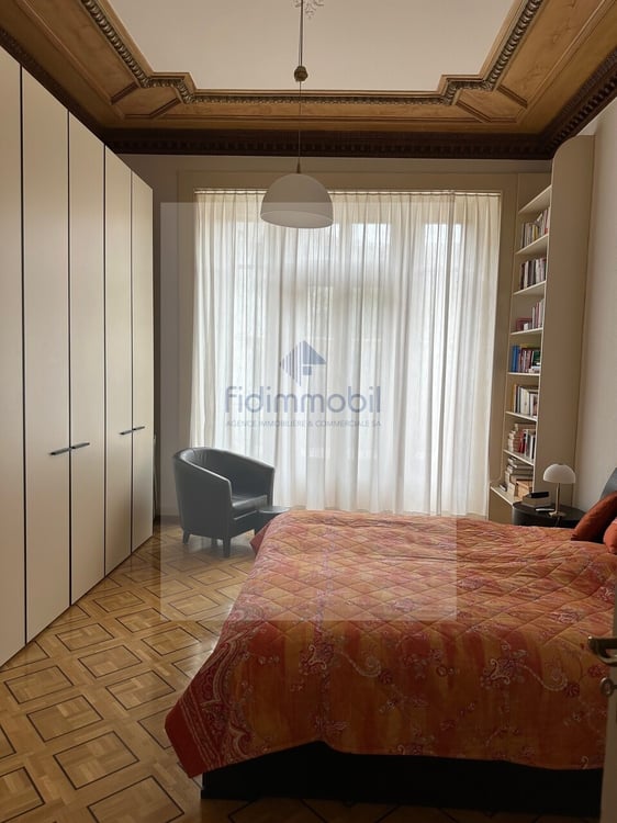 Un appartement de caractère au coeur de La Chaux-de-Fonds 11