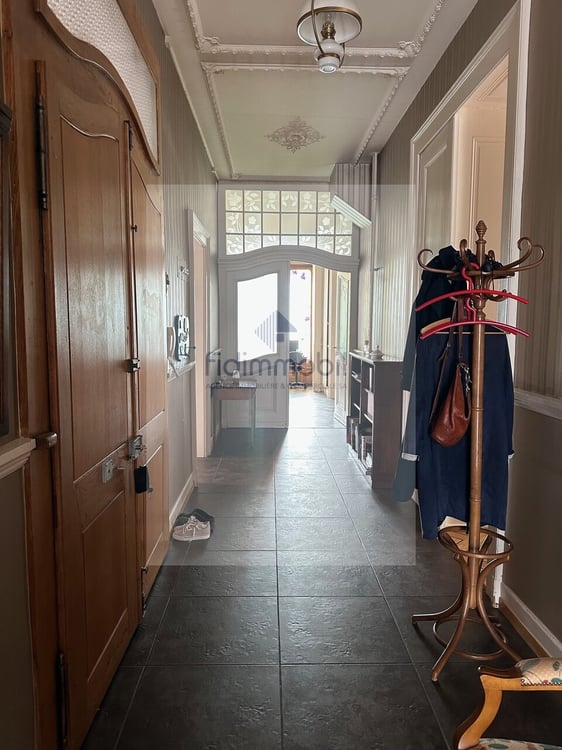 Un appartement de caractère au coeur de La Chaux-de-Fonds 4