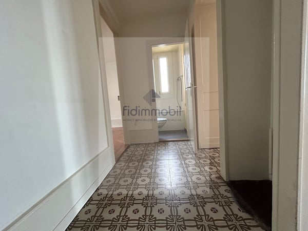 BEL APPARTEMENT PROCHE DE LA GARE ET DE TOUTES LES COMMODITES 3