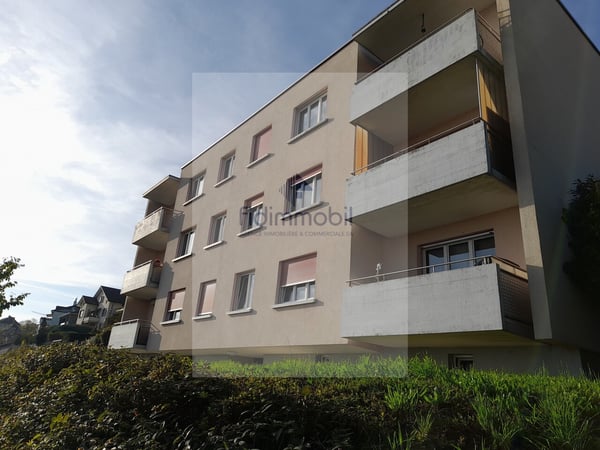 APPARTEMENT DE 4 PIÈCES AVEC MAGNIFIQUE VUE SUR LE LAC 8
