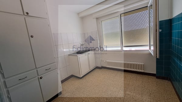A louer, 2 pièces, Combe-Grieurin 37b, La Chaux-de-Fonds 3