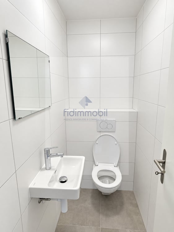 Appartement rénové avec balcon 6