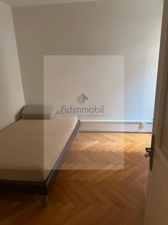 Idéalement situé au coeur de la ville. 4