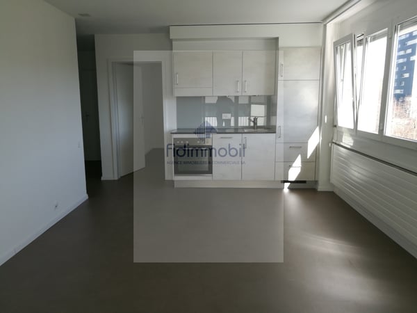 A louer, 2 pièces, pour AVS/AI, Croix-Fédérale 36, La Chaux-de-Fonds 1