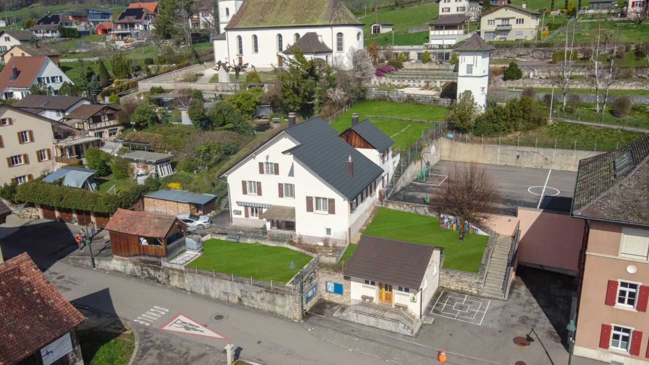 2-Generationenhaus mit Potenzial in Liesberg Dorf