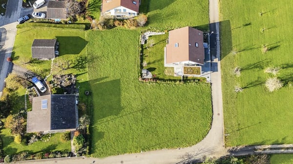 grosszügige Baulandparzelle - ruhig gelegen ohne Durchgangsverkehr 6