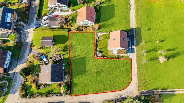 grosszügige Baulandparzelle - ruhig gelegen ohne Durchgangsverkehr 1