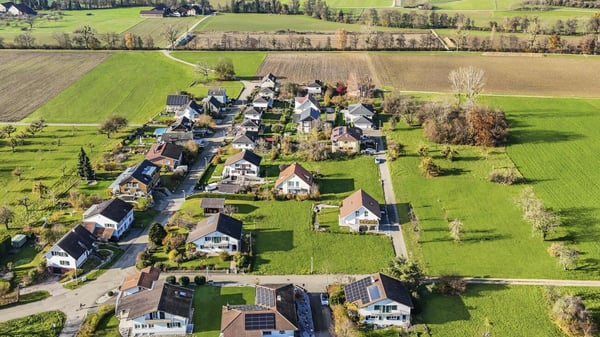 grosszügige Baulandparzelle - ruhig gelegen ohne Durchgangsverkehr 2