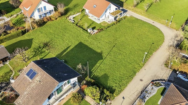 grosszügige Baulandparzelle - ruhig gelegen ohne Durchgangsverkehr 3