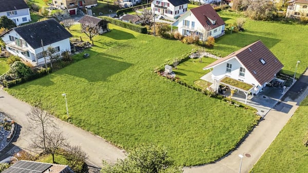 grosszügige Baulandparzelle - ruhig gelegen ohne Durchgangsverkehr 5