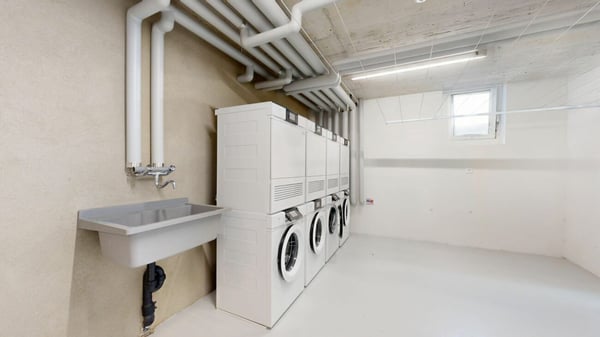 moderne 1.5-Zimmerwohnung mit eigenem Waschturm und Carport 11