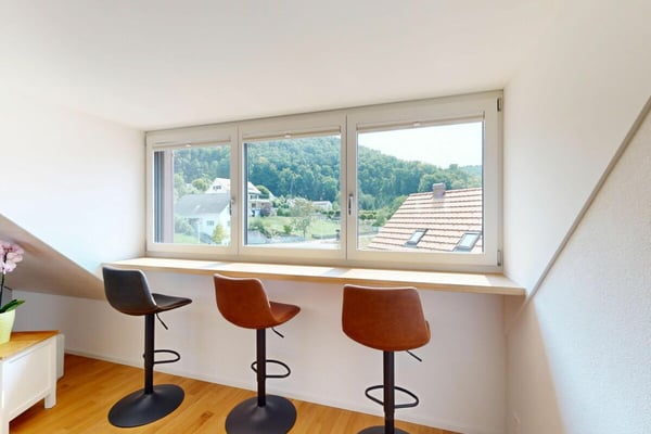 moderne 1.5-Zimmerwohnung mit eigenem Waschturm und Carport 1