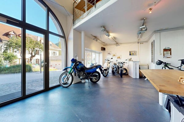 modernes Einfamilienhaus mit Gewerbeanteil 10