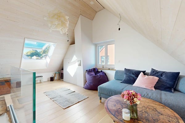 modernes Einfamilienhaus mit Gewerbeanteil 9