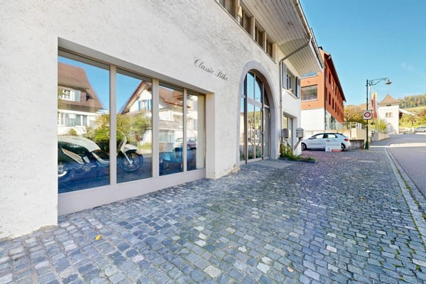 modernes Einfamilienhaus mit Gewerbeanteil 15