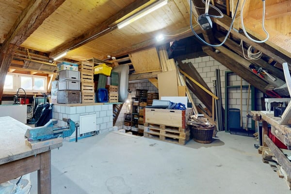 modernes Einfamilienhaus mit Gewerbeanteil 13