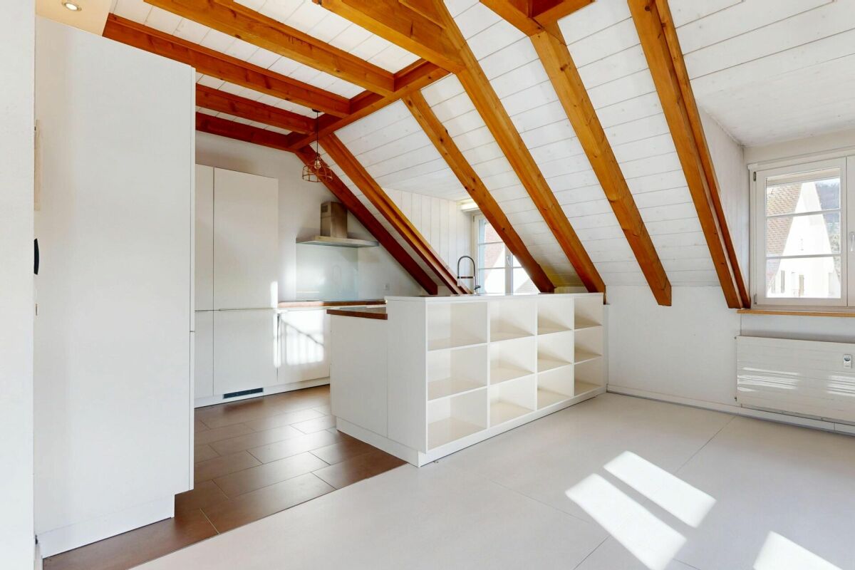 moderne 4.5-Zimmer-Maisonettewohnung mit Garten