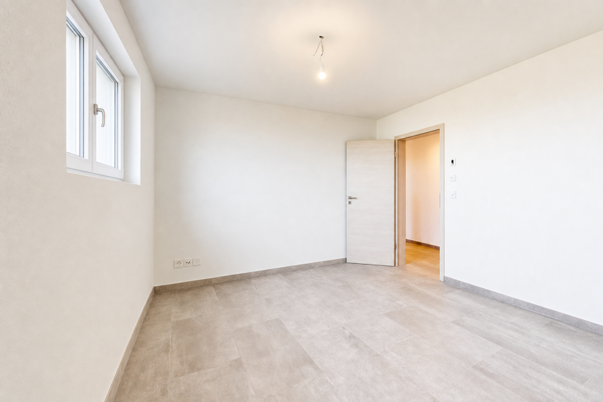 moderne Wohnung mit wundervoller Terrasse und Carport für zwei Fahrzeuge
