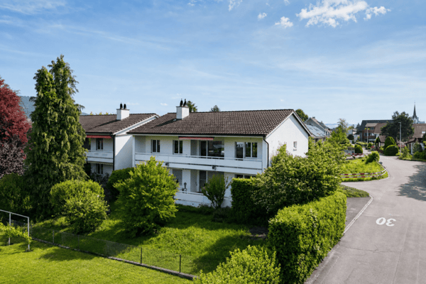 gepflegte Eigentumswohnung in Kaiseraugst Dorf 1
