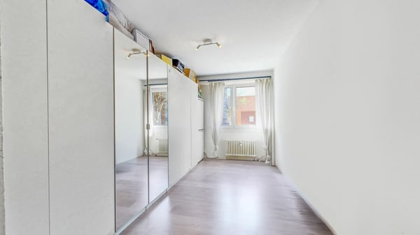 gepflegte Wohnung mit Balkon, Keller, Estrich, Waschmaschine und Parkplatz 13