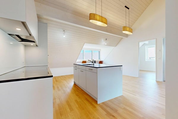 moderne 3.5-Zimmerwohnung mit eigenem Waschturm und Carport 2