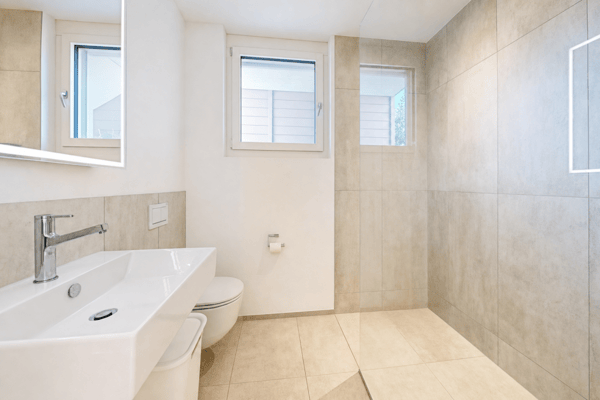 moderne Eigentumswohnung an top Lage mit zwei Einstellhallenplätzen 9