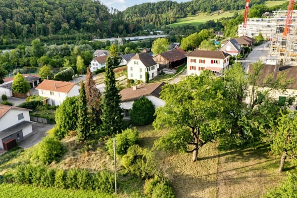1'507 m2 Bauland an sonniger Lage mit renovationsbedürftigem Einfamilienhaus 16
