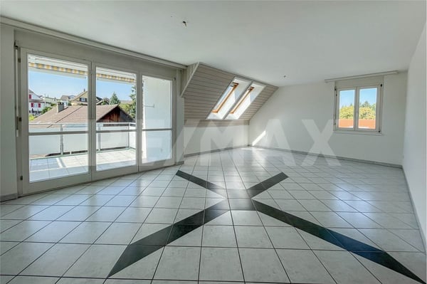 Grosszügige 1.5-Zimmer-Maisonettewohnung inkl.1 EHP an zentraler, ruhiger Lage 4