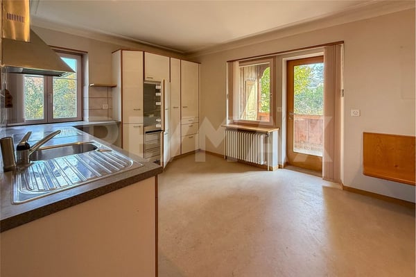 Zentral gelegenes Grundstück mit Altliegenschaft im Dorfkern von Ettingen zu verkaufen 9