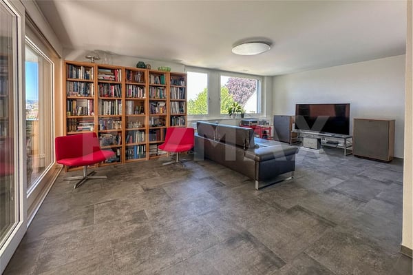 Moderne Minergie zertifizierte 1.5-Zimmer-2-geschoss-Wohnung mit grosszügigem Grundriss 2