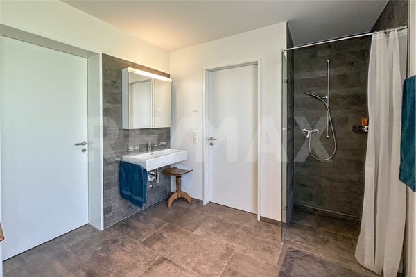 Moderne Minergie zertifizierte 1.5-Zimmer-2-geschoss-Wohnung mit grosszügigem Grundriss 9