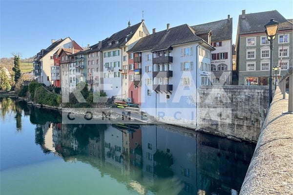 Mitten in der Altstadt am Rhein 1