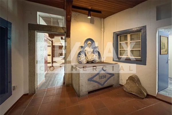 Mitten in der Altstadt am Rhein 7