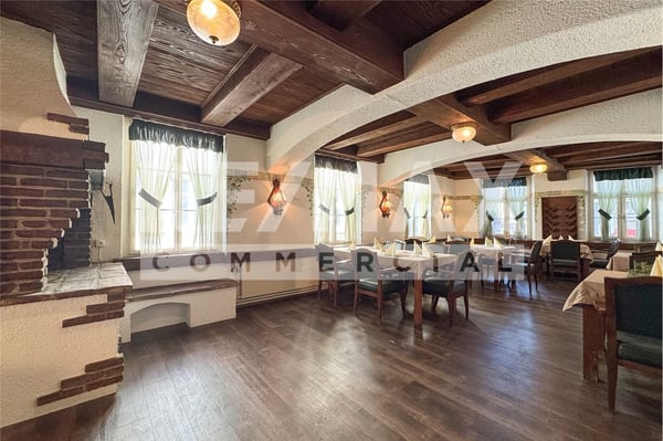 Mitten in der Altstadt am Rhein 4