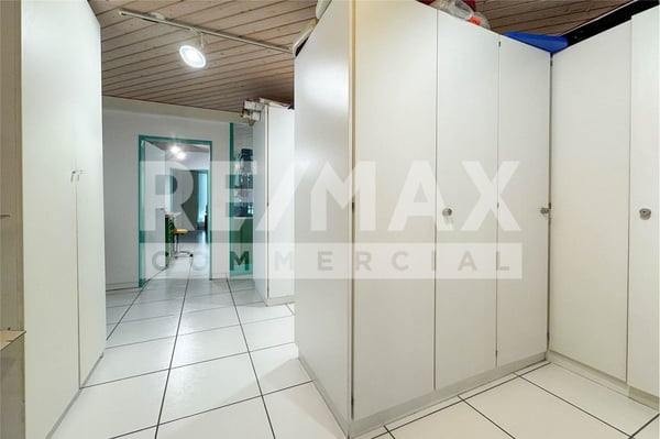 Büro- und Gewerberäume im Attikageschoss 6