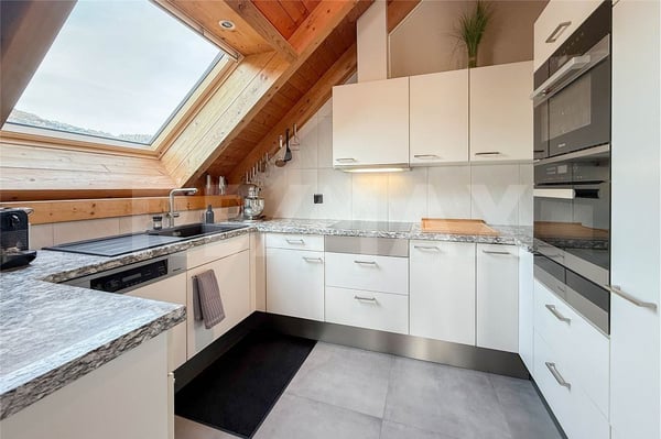 Hochwertig modernisierte Maisonette mit viel Komfort und Raum im Zentrum von Obermumpf zu verkaufen 3