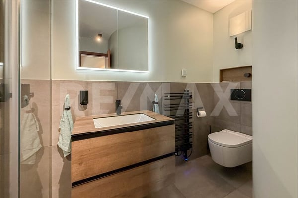 Hochwertig modernisierte Maisonette mit viel Komfort und Raum im Zentrum von Obermumpf zu verkaufen 4