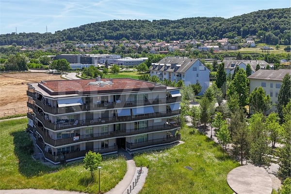 4.5 Zimmer-Wohnung im 1. OG Modernes Wohnen mit grossem Balkon in Stein zu verkaufen 1
