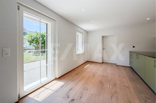 Erstvermietung: Moderne, grosszügige 2.5 Zimmer-Gartenwohnung in Zuzgen zu vermieten 7