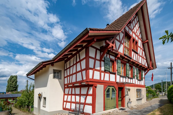 Seenahes Riegelhaus mit historischem Charakter 5