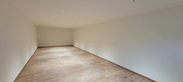 Atelier/Büro im Zentrum von Stäfa zu vermieten 2