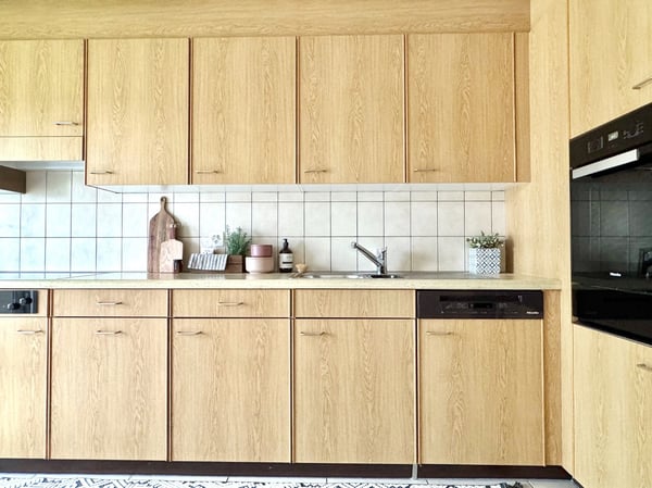 Wohnung verwöhnt Sie mit Abendsonne und Seesicht. Interessiert? Weiterlesen 9