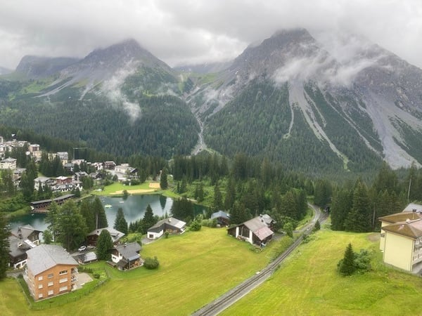 Letzte neurenovierte 2-Zimmer-Wohnung im Zentrum von Arosa 8
