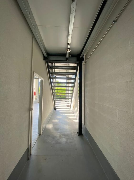 Artisanal 87 m2 au Mont-sur-Lausanne 10