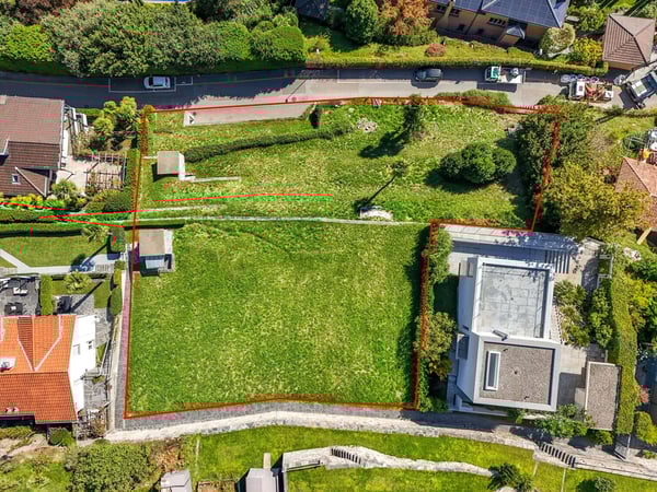 Bauland mit 180° See-und Fernsicht / Terreno edificabile con vista panoramica a 180° sul lago e sui dintorni 4