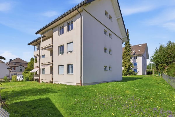 Gepflegte 4.5-Zimmerwohnung an familienfreundlicher Zentrumslage in Wallisellen 1